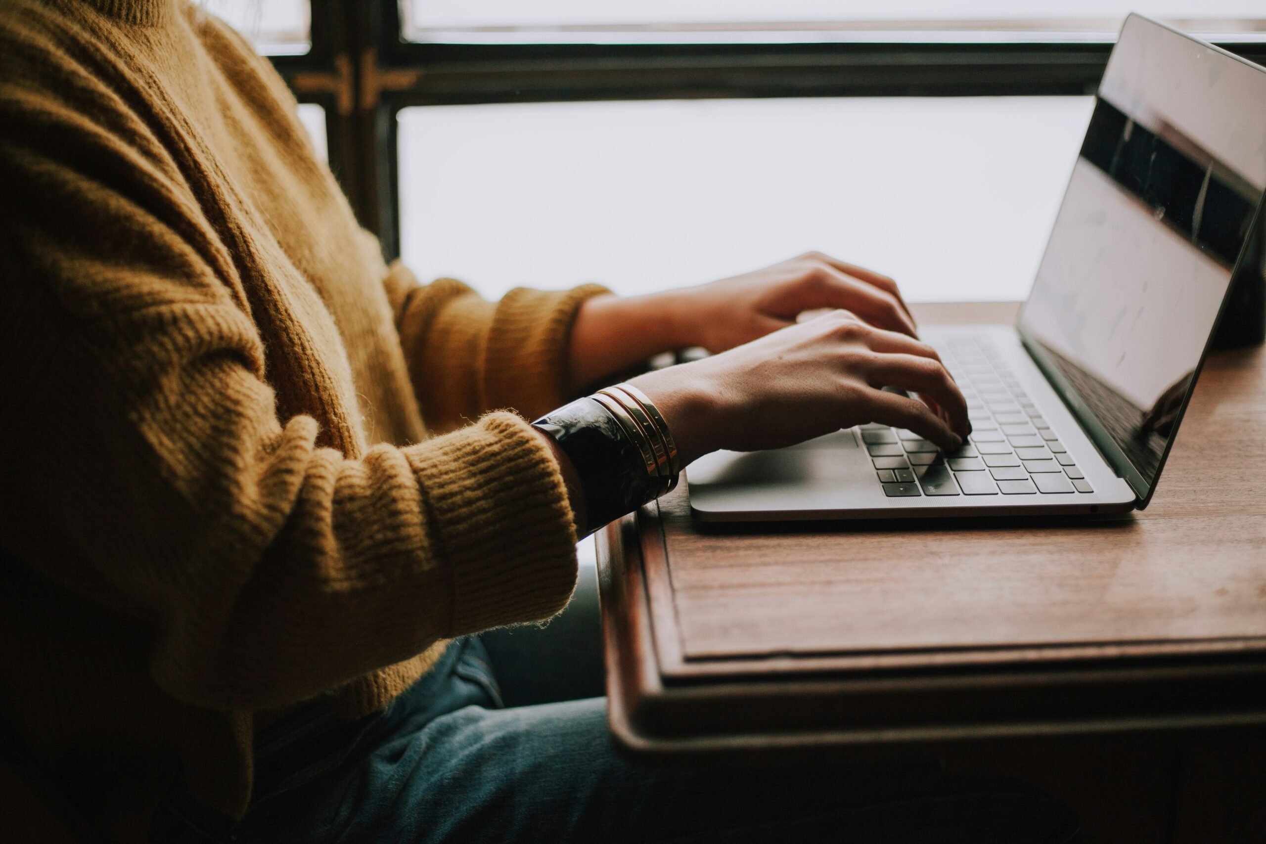 Passwordless passkey login for a Toronto business